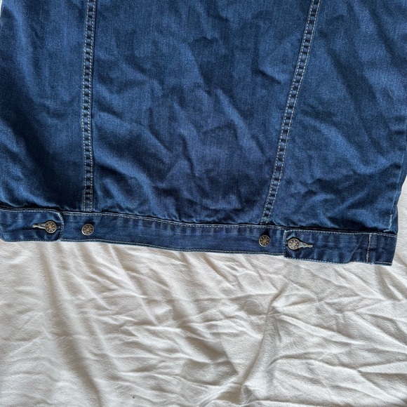 Denim Jean Jacket with Embroidered Roses - Picture 15 of 16